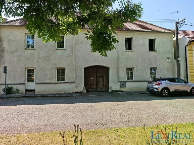 Prodej vícegeneračního domu 600 m², pozemek 4622 m²