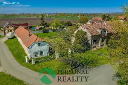 Prodej rodinného domu 201 m², pozemek 2090 m²