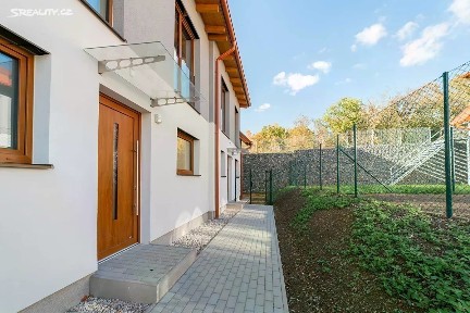 Prodej rodinného domu 106 m², pozemek 1000 m²