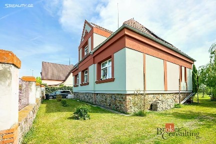 Prodej vily 228 m², pozemek 700 m²