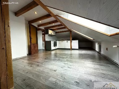 Prodej rodinného domu 363 m², pozemek 870 m²