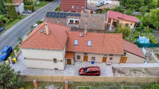 Prodej rodinného domu 265 m², pozemek 764 m²