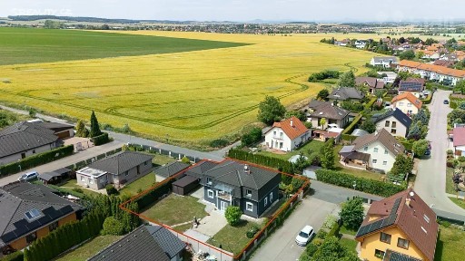 Prodej rodinného domu 180 m², pozemek 720 m²