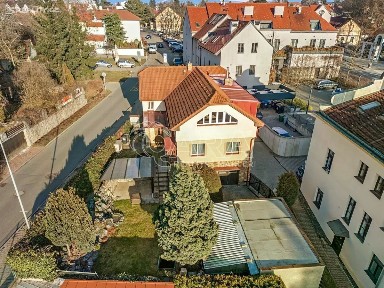 Prodej rodinného domu 200 m², pozemek 385 m²