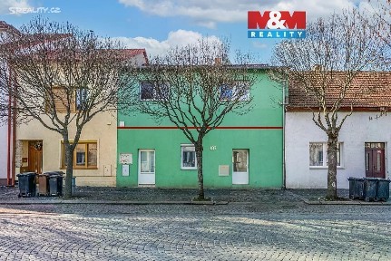 Prodej rodinného domu 170 m², pozemek 240 m²