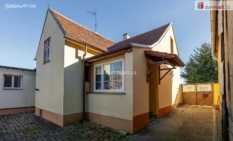 Dobrovíz, Praha-západ, Pražská