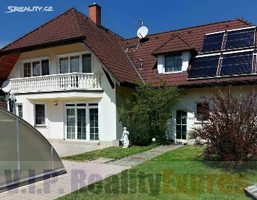 Prodej vily 340 m², pozemek 1095 m²