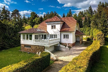 Prodej rodinného domu 289 m², pozemek 3375 m² V Zátiší, Družec
