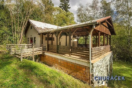 Prodej chaty 200 m², pozemek 16000 m²