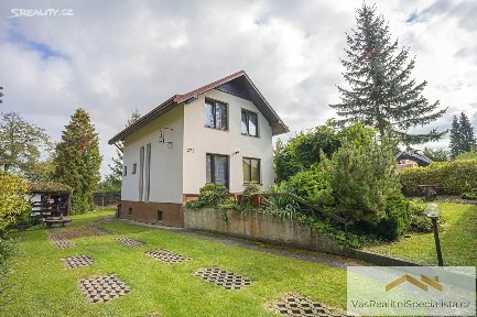 Prodej rodinného domu 90 m², pozemek 592 m²