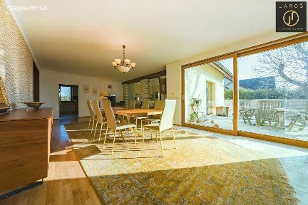 Prodej vícegeneračního domu 535 m², pozemek 3420 m²