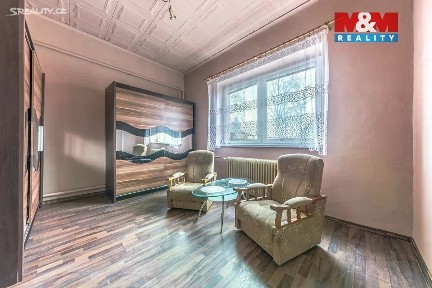 Prodej rodinného domu 180 m², pozemek 586 m²