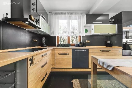 Prodej rodinného domu 230 m², pozemek 992 m² Ke Strži, Stará Huť