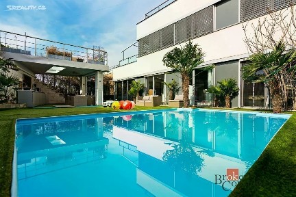 Prodej bytu 5+kk 128 m² Na Terasách, Plzeň - Doubravka