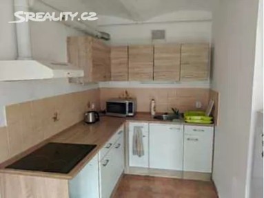 Prodej rodinného domu 160 m², pozemek 1347 m²