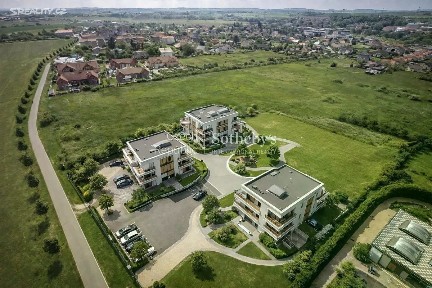 Dolní Břežany, Praha-západ, Ke Kapličce