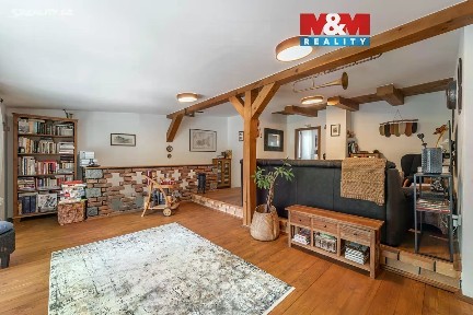 Prodej rodinného domu 169 m², pozemek 1039 m²