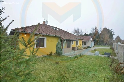 Prodej rodinného domu 154 m², pozemek 1244 m²