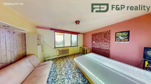 Prodej rodinného domu 205 m², pozemek 1112 m²