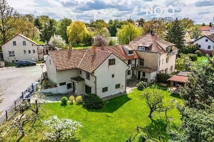 Prodej rodinného domu 315 m², pozemek 846 m²