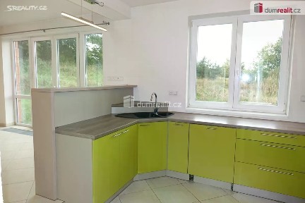 Prodej rodinného domu 168 m², pozemek 811 m²