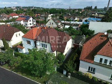 Lysá nad Labem, Nymburk, Na Zemské stezce, 33