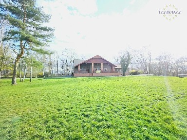 Prodej rodinného domu 485 m², pozemek 1336 m²
