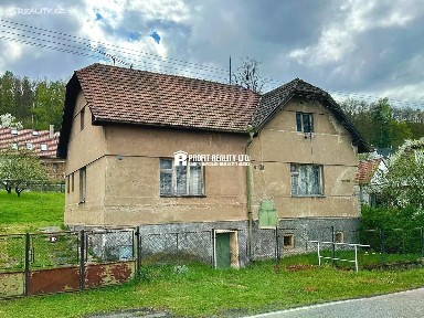 Prodej rodinného domu 80 m², pozemek 869 m²