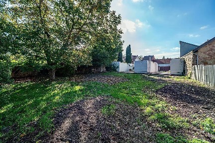 Prodej rodinného domu 324 m², pozemek 717 m²