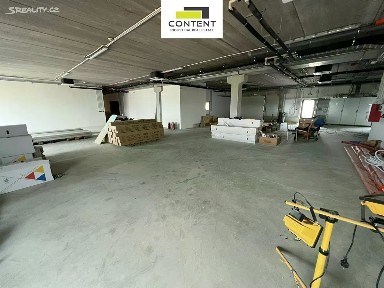 Pronájem skladového prostoru 1838 m²