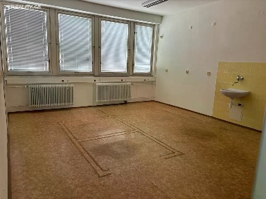 Pronájem skladového prostoru 37 m²
