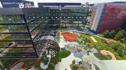 Pronájem kanceláře 1022 m² Palachovo náměstí, Brno - Starý Lískovec
