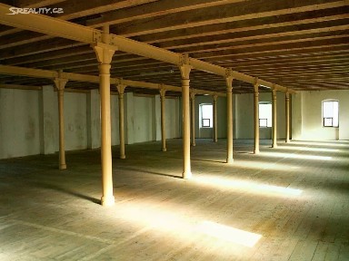 Pronájem skladového prostoru 28 m²