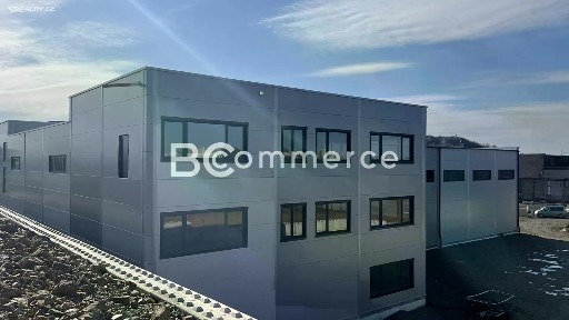 Pronájem výrobní haly, prostoru 1547 m²