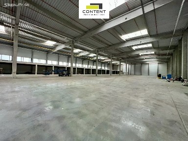 Pronájem výrobní haly, prostoru 2800 m²