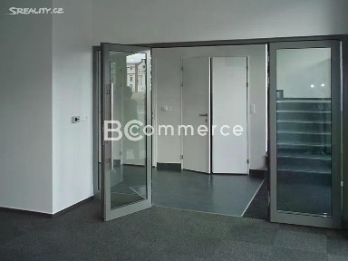 Pronájem skladového prostoru 480 m²