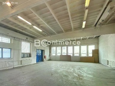 Pronájem skladového prostoru 565 m²