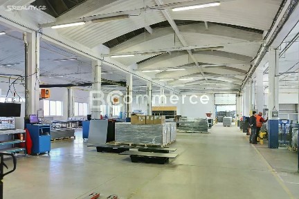 Pronájem skladového prostoru 4162 m²
