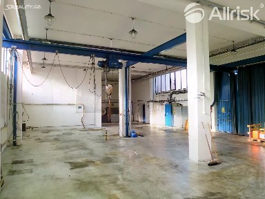 Pronájem výrobní haly, prostoru 900 m²