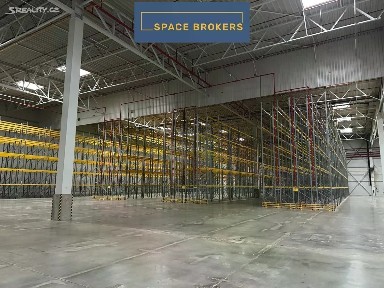 Pronájem skladového prostoru 8163 m²
