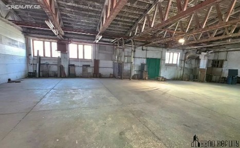 Pronájem skladového prostoru 380 m²