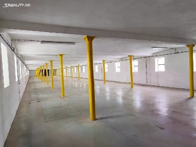 Pronájem skladového prostoru 763 m² Syrovická, Ořechov