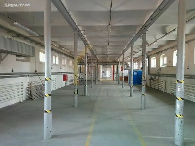 Pronájem skladového prostoru 400 m²