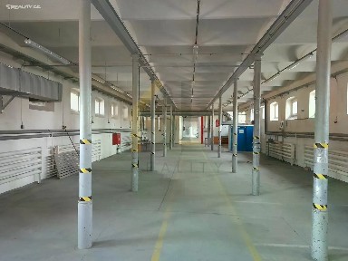Pronájem skladového prostoru 400 m²