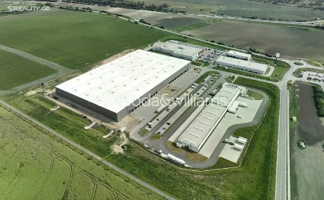 Pronájem skladového prostoru 9000 m² Hustopeče
