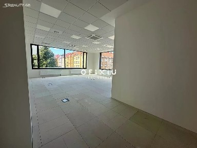 Pronájem kanceláře 1733 m² Botanická, Brno