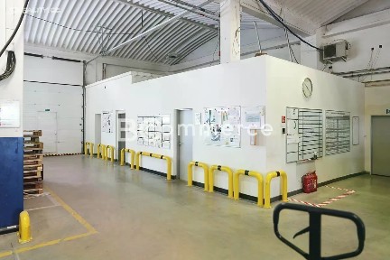 Pronájem skladového prostoru 2097 m²