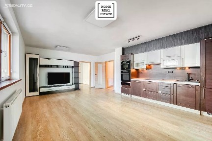 Prodej bytu 3+kk 77 m² Nad Rokoskou, Praha - Libeň