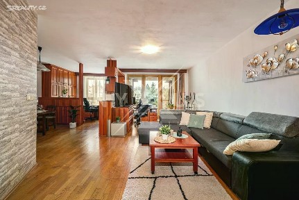 Prodej bytu 3+kk 118 m² U Hranic, Praha - Strašnice