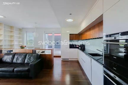 Prodej bytu 3+kk 94 m² Jednořadá, Praha - Bubeneč